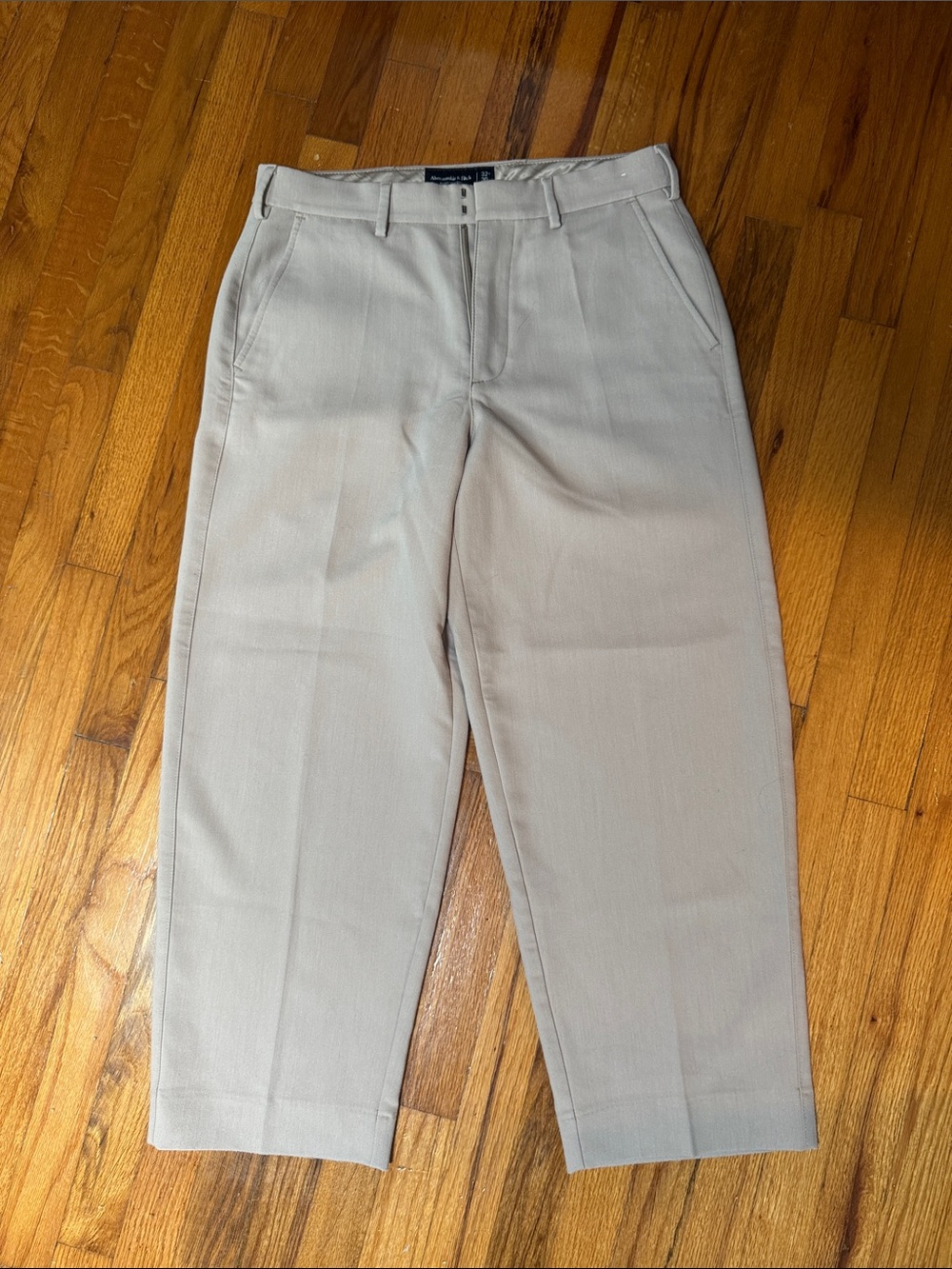 Abercrombie & Fitch Men's Beige Loose Pants